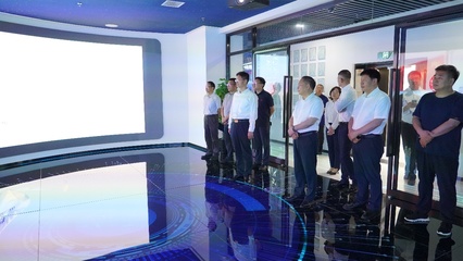 攜手聯(lián)通，智啟未來(lái) 我校與中國(guó)聯(lián)合網(wǎng)絡(luò)通信鄭州分公司簽署戰(zhàn)略合作框架協(xié)議